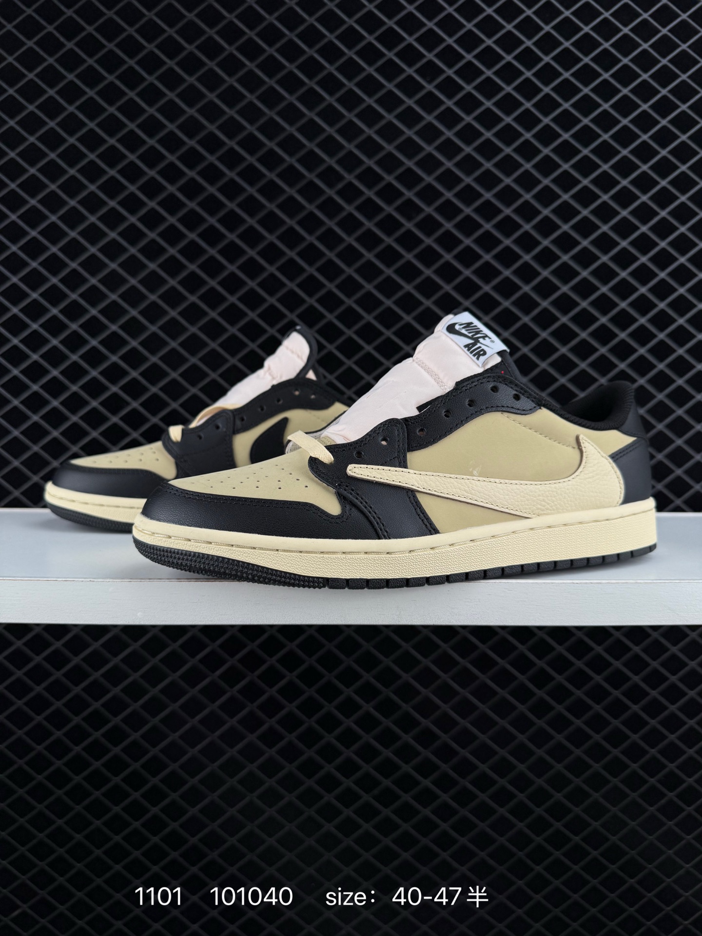 Travis Scott x Air Jordan 1 ” Reverse Mocha “